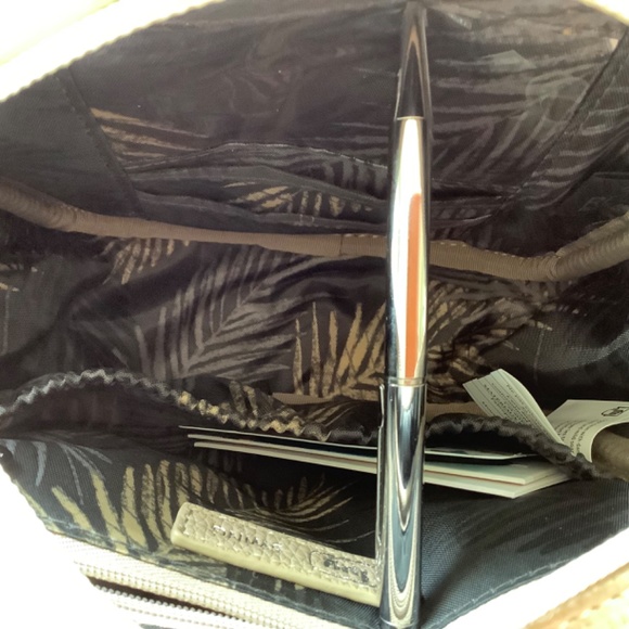 Lug Swing VL convertible crossbody / shoulder / belt bag in sand - Picture 6 of 8